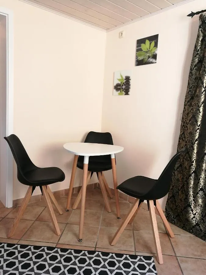 Frühstückspension Elbhangzimmer Dresden